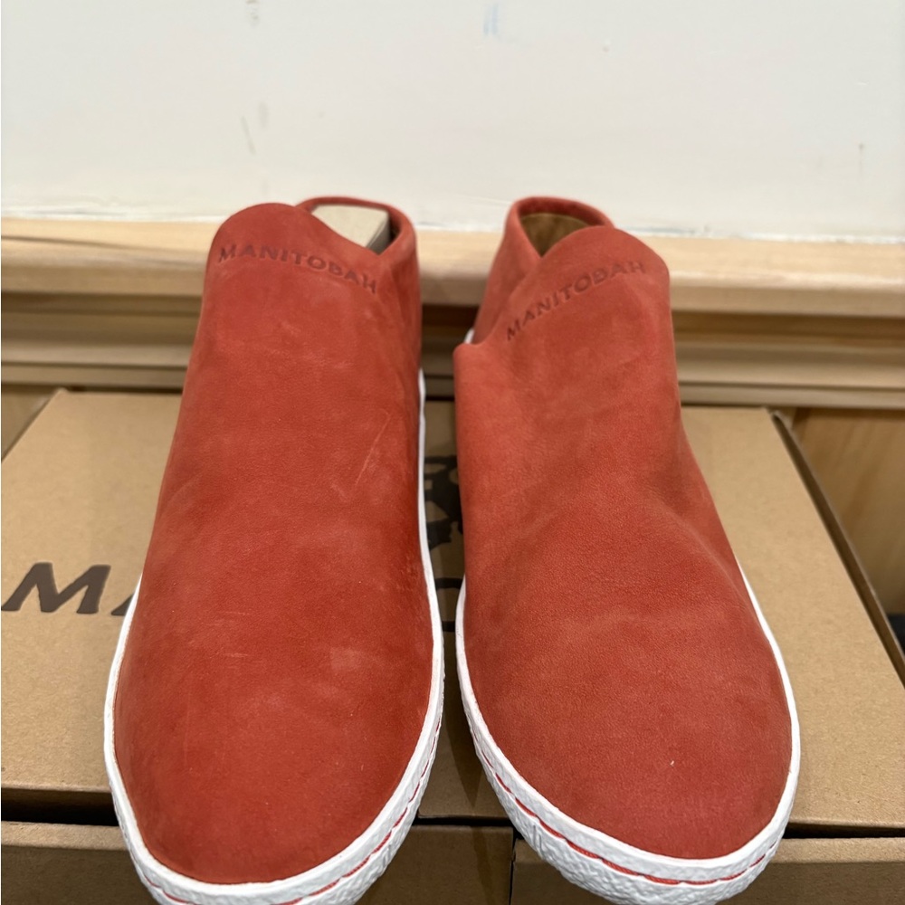 Women’s Manitobah Mukluks Modern Kelchi Moccasin, size 9